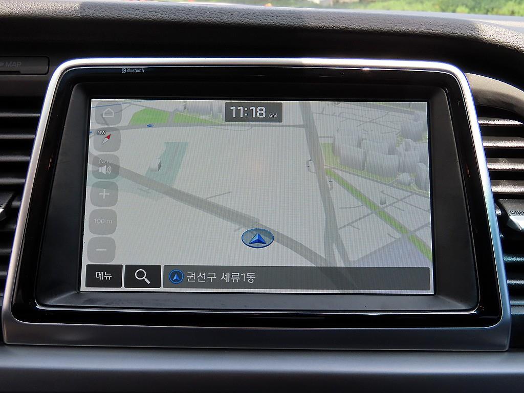 HYUNDAI Sonata - Vista 7