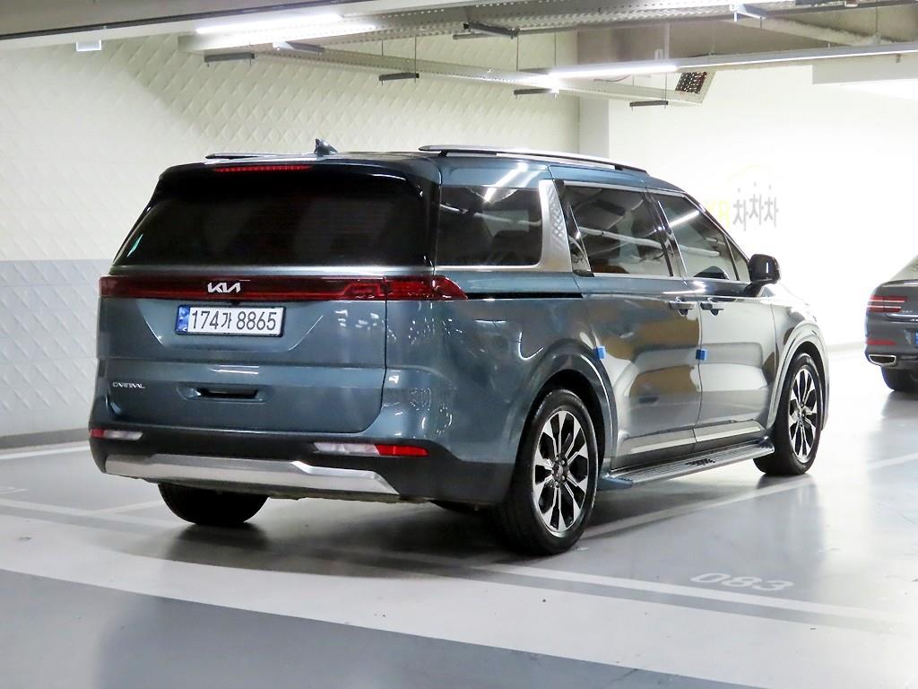 KIA Carnival - Vista 4