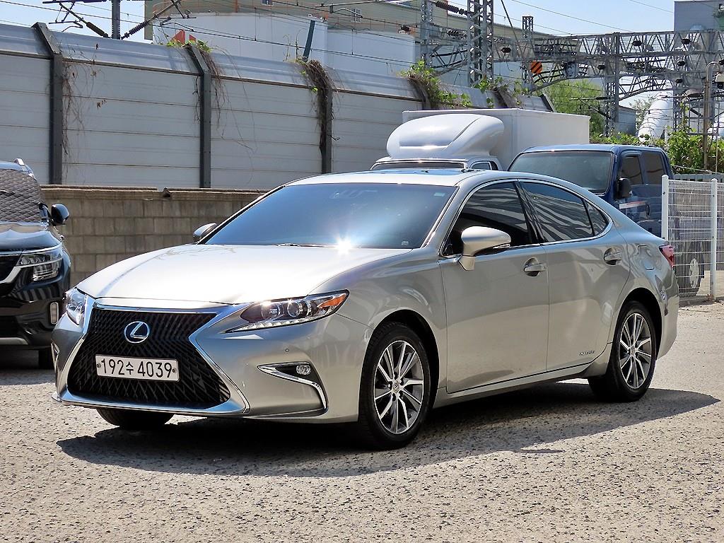Lexus ES - Vista 2