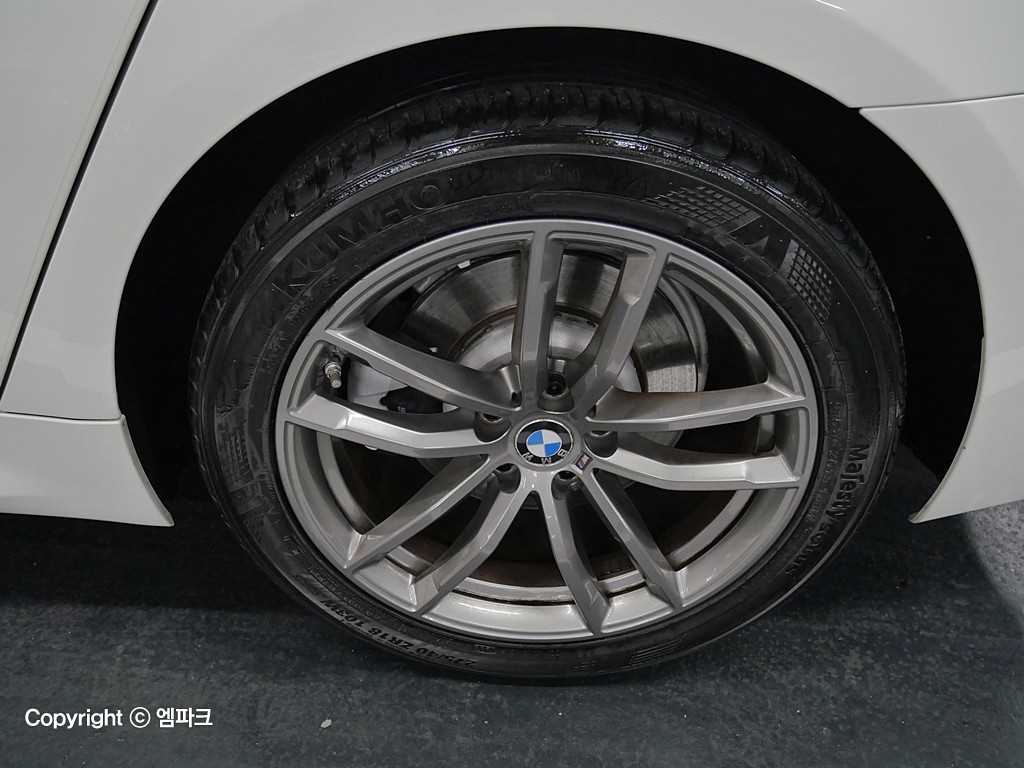 BMW 5 Series - Vista 12