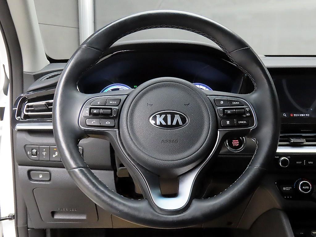 KIA Niro - Vista 9