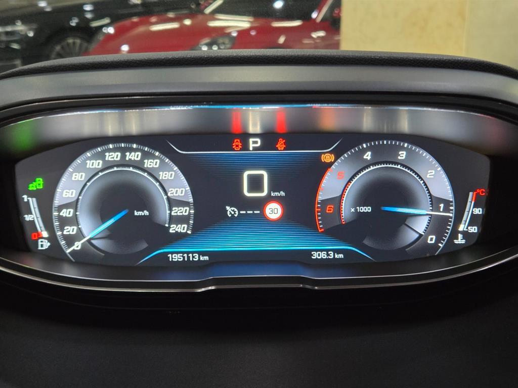 Peugeot 3008 - Vista 10