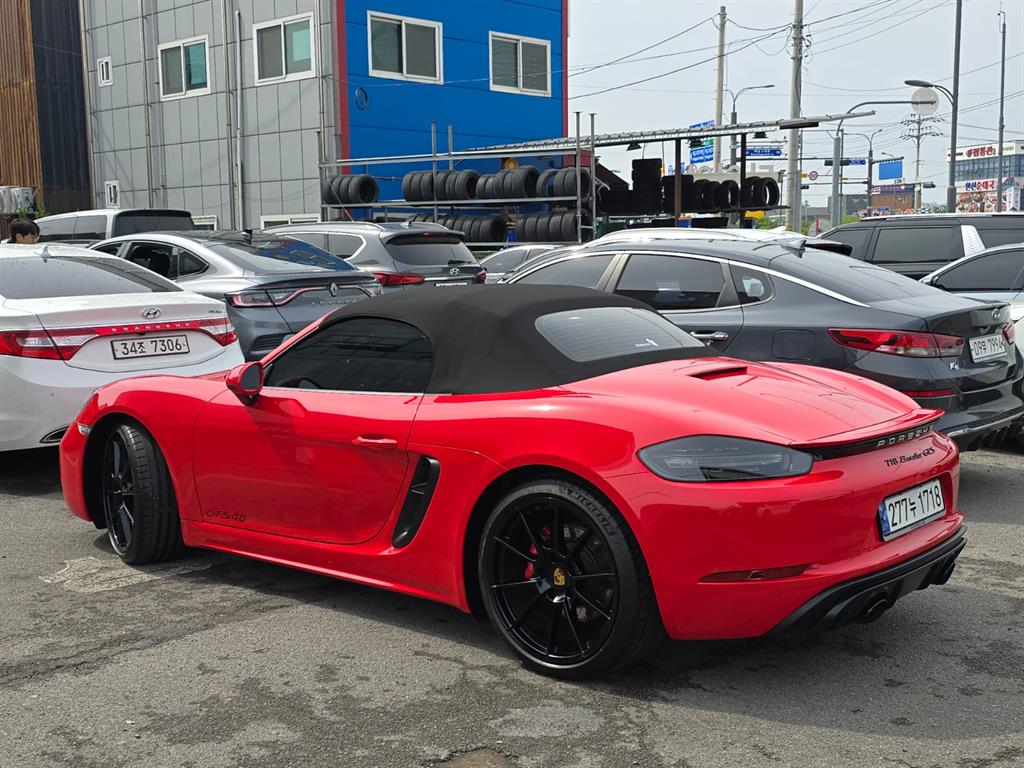 Porsche 718 - Vista 2
