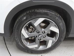 HYUNDAI Venue - Vista 10