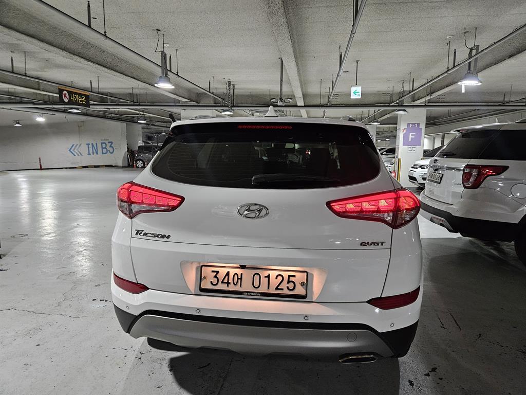 HYUNDAI Tucson - Vista 4