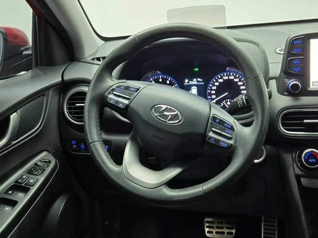 HYUNDAI Kona - Vista 9
