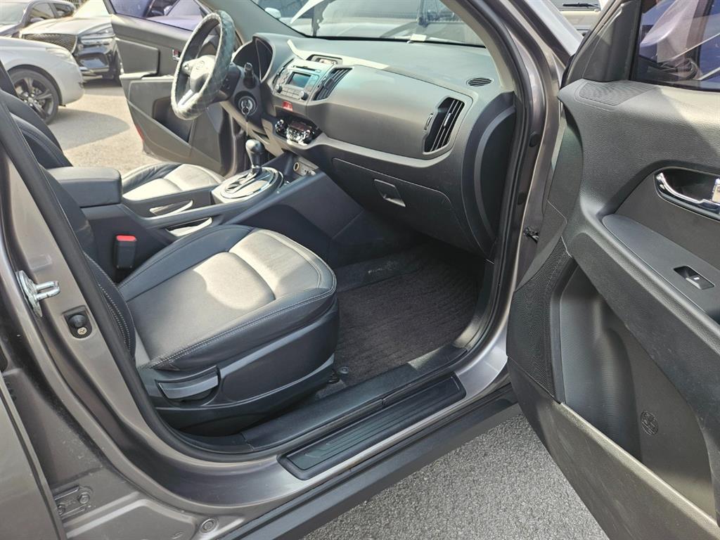 KIA Sportage 2011 Gris - Importación desde Corea - HF Imports Iquique - Foto 18