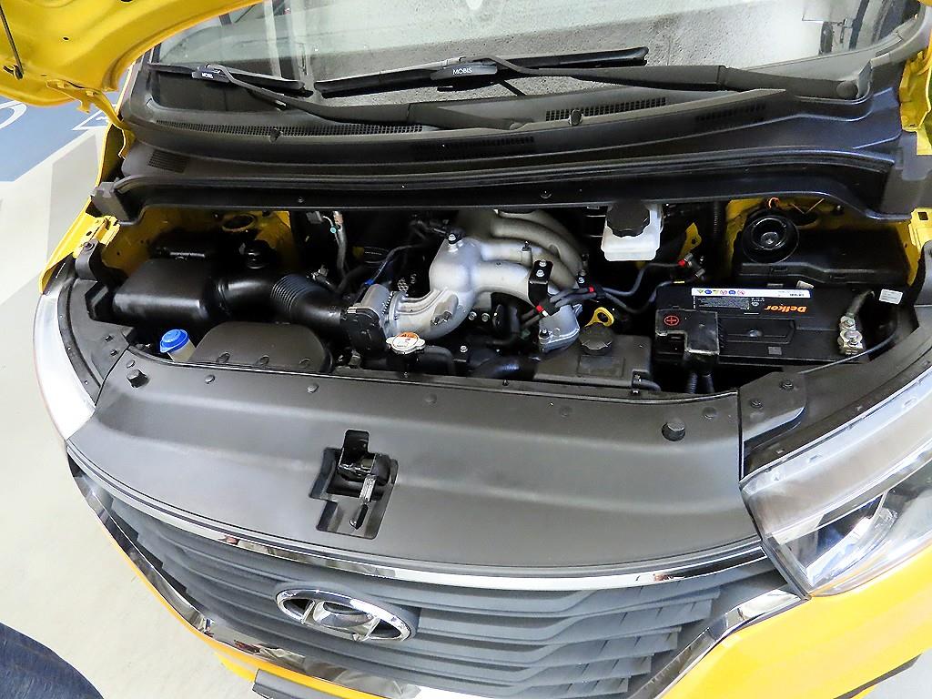 HYUNDAI Starex 2019 Amarillo - Importación desde Corea - HF Imports Iquique - Foto 16