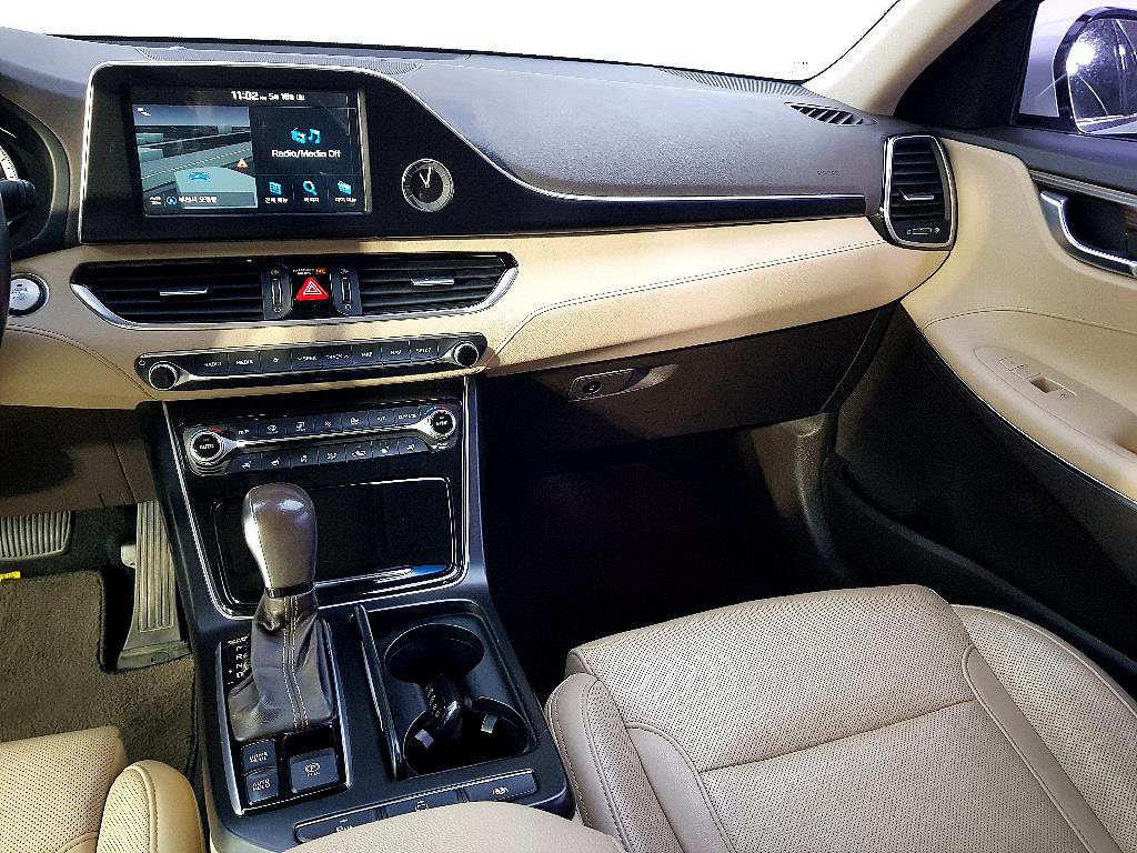 HYUNDAI Grandeur - Vista 10
