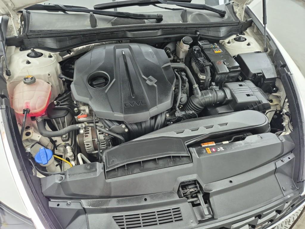 HYUNDAI Sonata - Vista 6