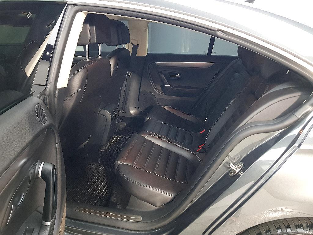 Volkswagen CC - Vista 9