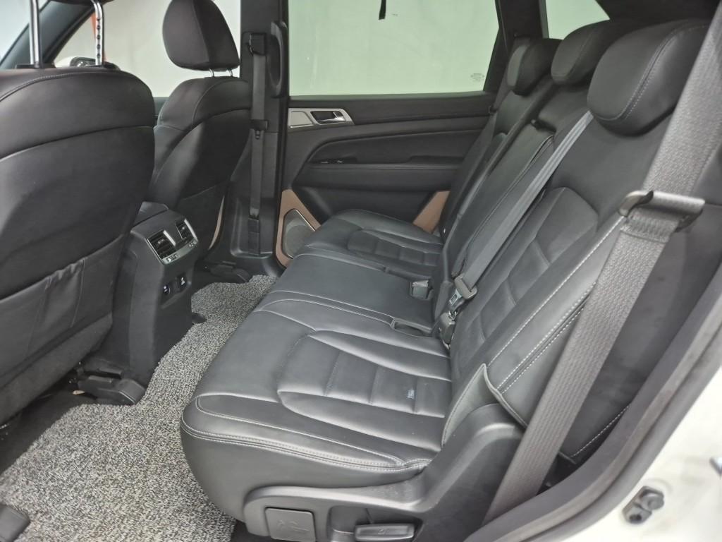 Ssangyong Rexton 2019 Blanco - Importación desde Corea - HF Imports Iquique - Foto 13