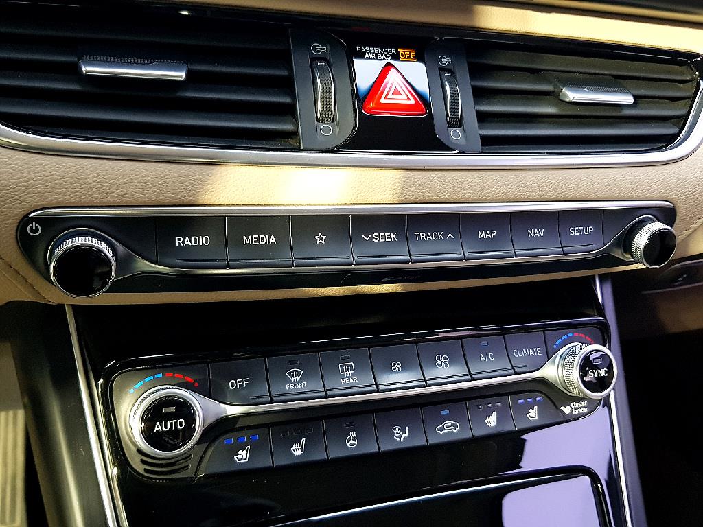 HYUNDAI Grandeur - Vista 11