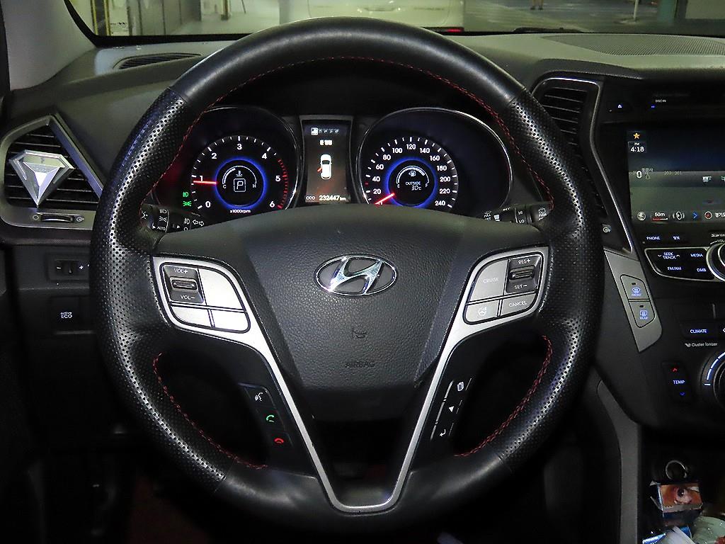 HYUNDAI Santa Fe - Vista 7