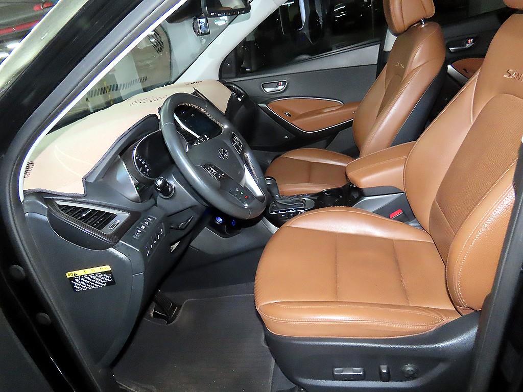 HYUNDAI Santa Fe - Vista 6
