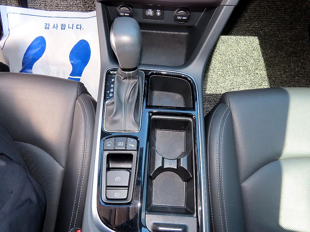 HYUNDAI Sonata - Vista 10