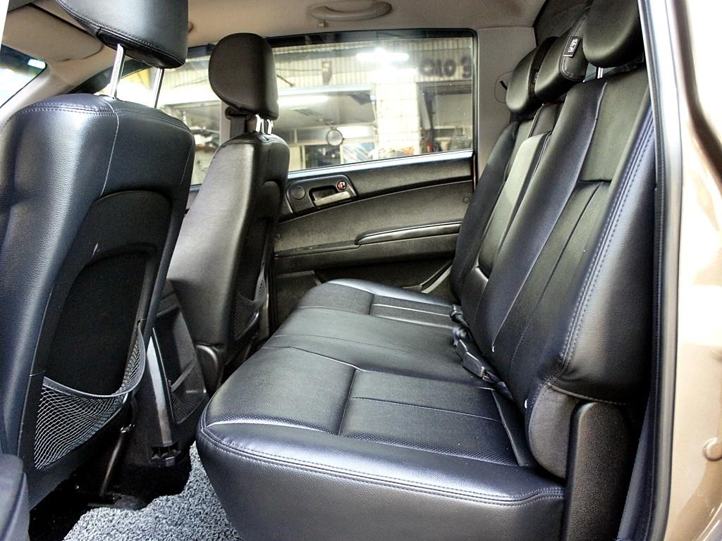 Ssangyong Korando - Vista 11