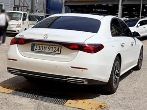 Mercedes Benz E class - Vista 8