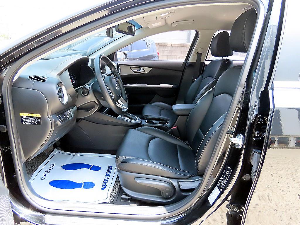 KIA K3 - Vista 5