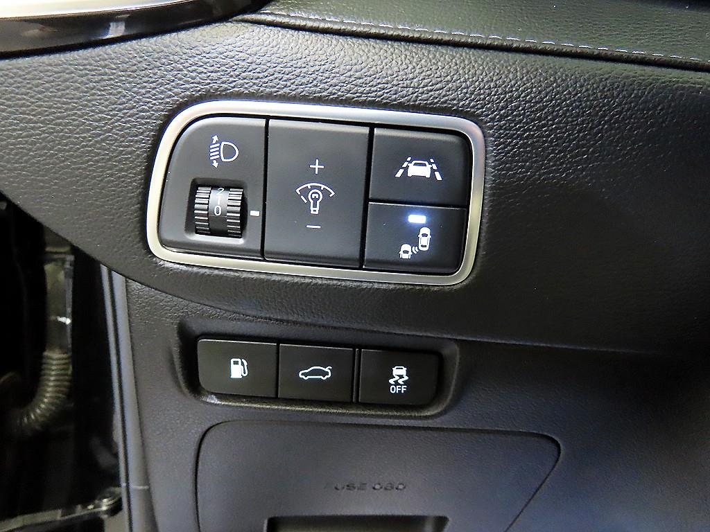 HYUNDAI Grandeur 2019 Negro - Importación desde Corea - HF Imports Iquique - Foto 14