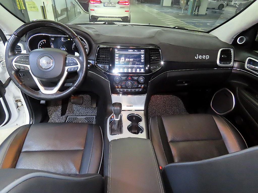 Jeep Cherokee - Vista 9