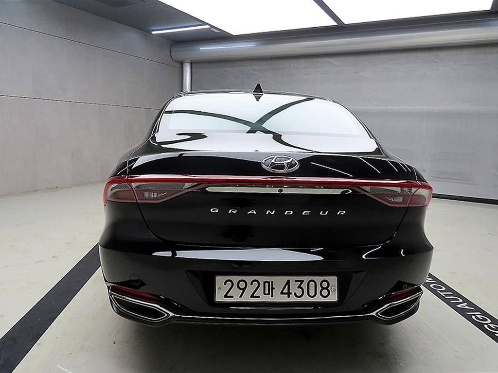 HYUNDAI Grandeur - Vista 3