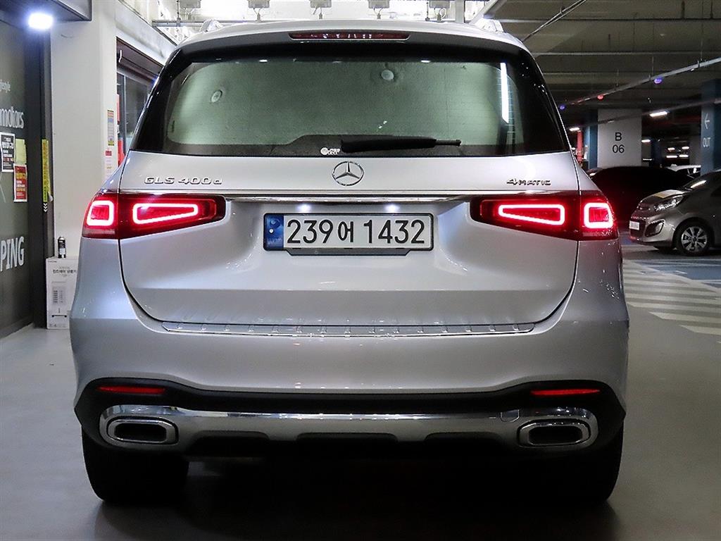 Mercedes Benz GLS Class - Vista 5
