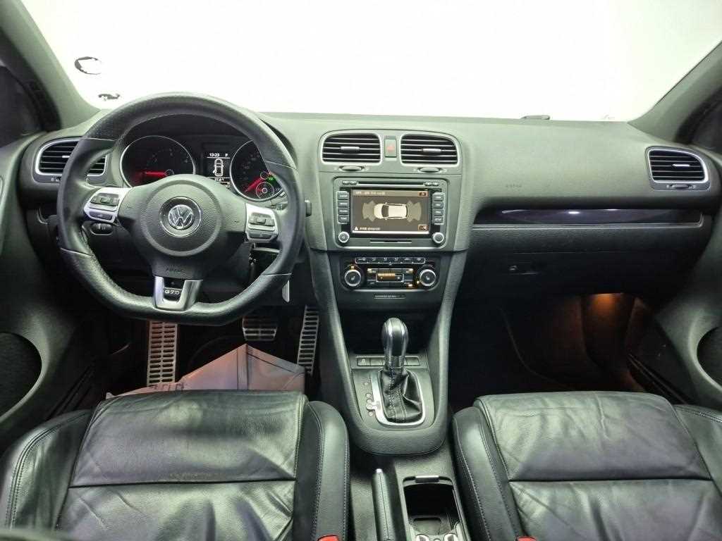 Volkswagen Golf - Vista 7