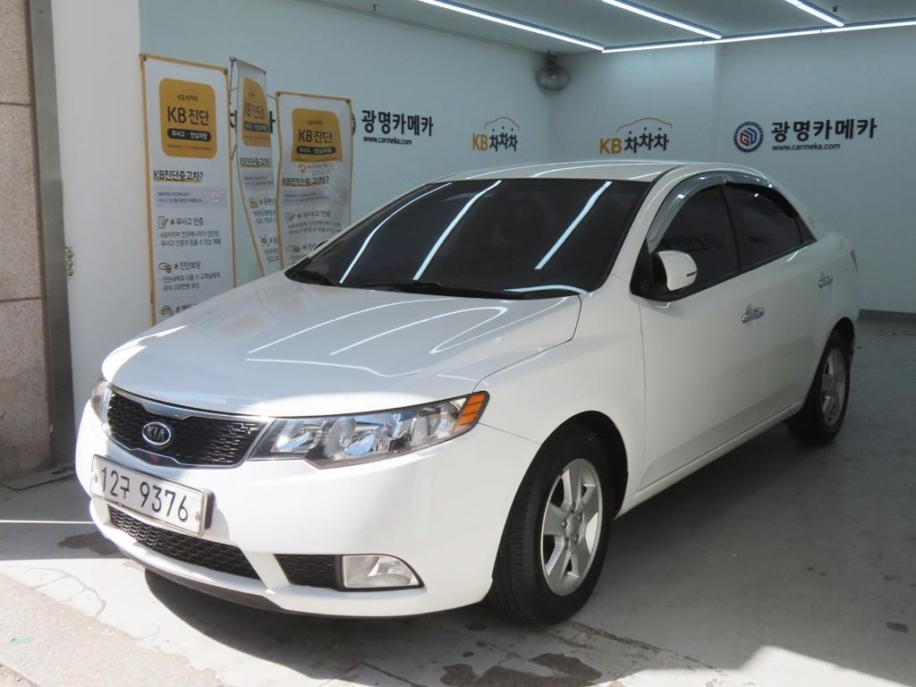 KIA Forte - Vista 2
