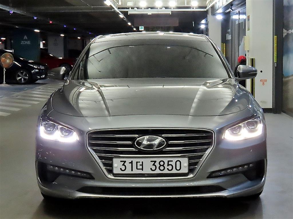 HYUNDAI Grandeur - Vista 2