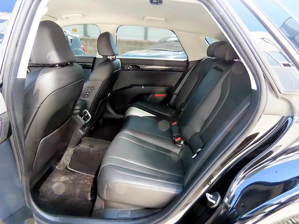 HYUNDAI Grandeur - Vista 6