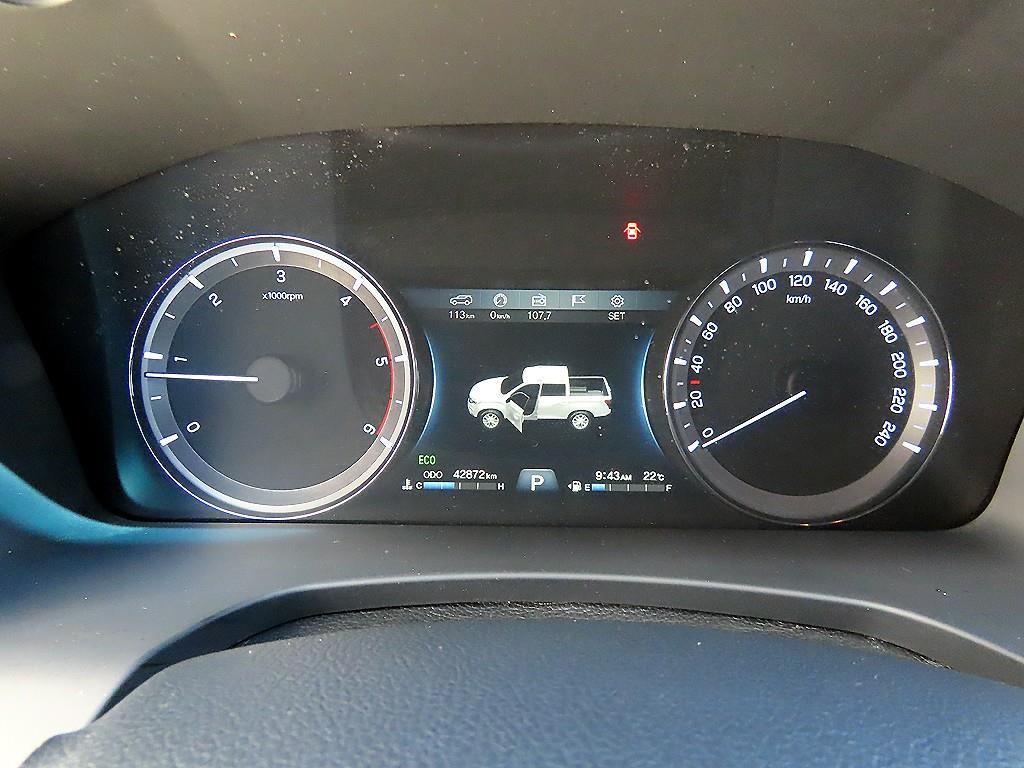 Ssangyong Rexton - Vista 9