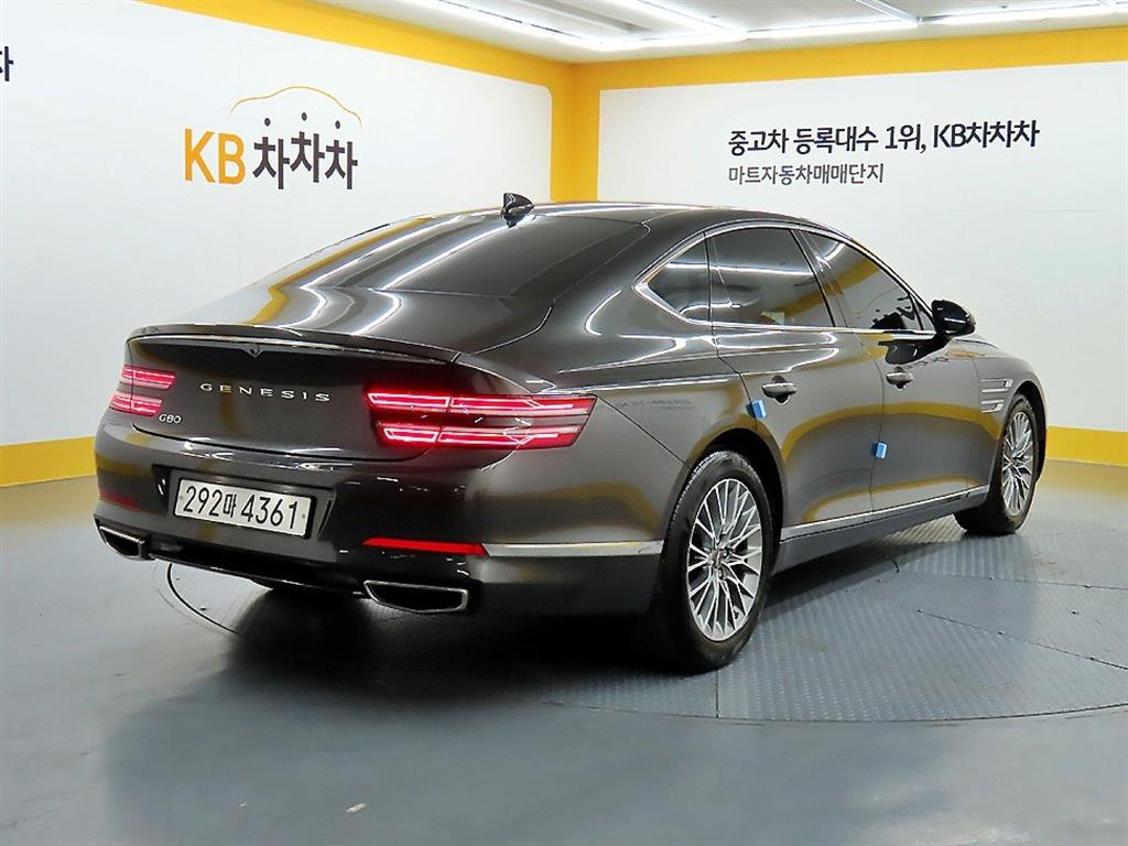Genesis G80 - Vista 4