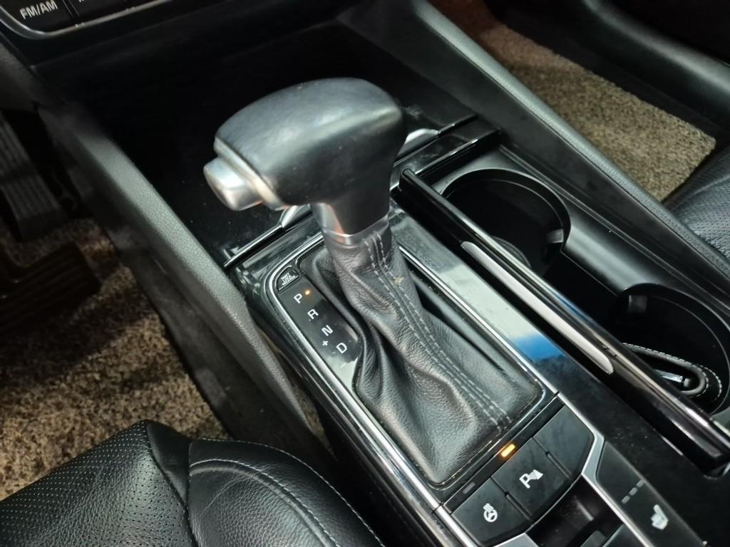 KIA K7 - Vista 7