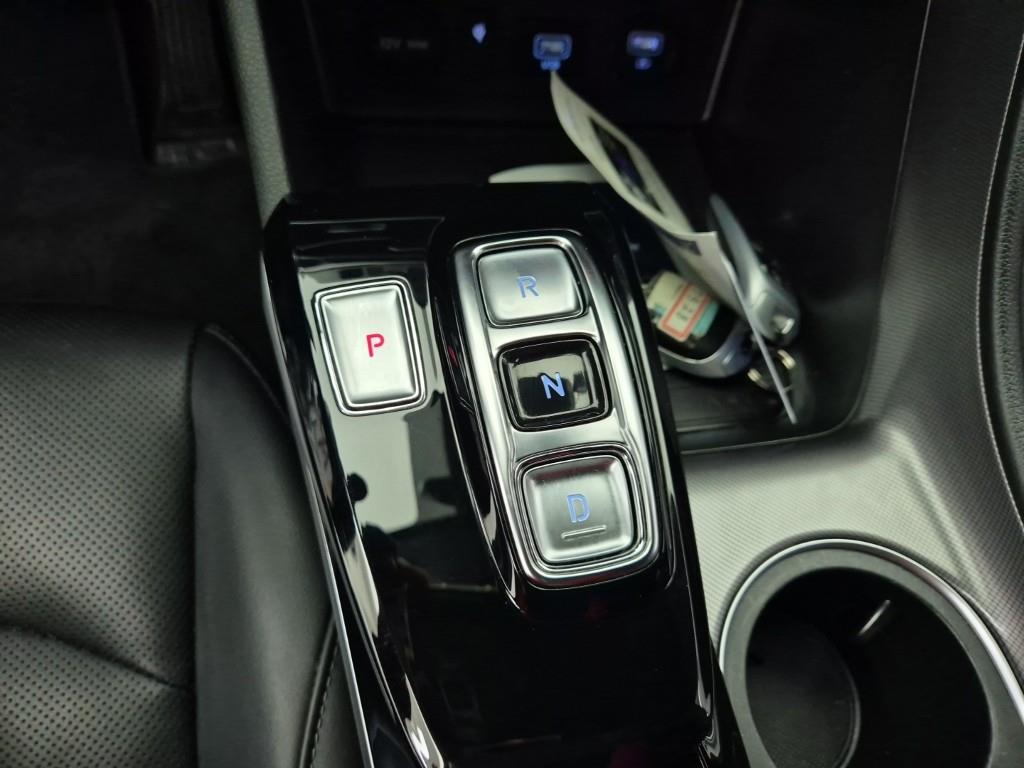 HYUNDAI Sonata - Vista 8