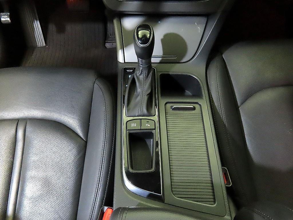 HYUNDAI Sonata - Vista 12