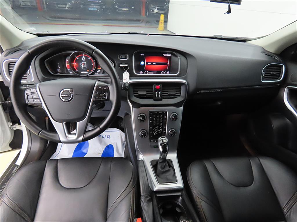 Volvo V40 - Vista 7
