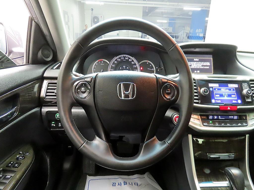 Honda Accord - Vista 7