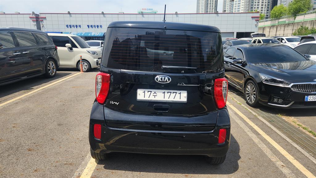 KIA Ray - Vista 12