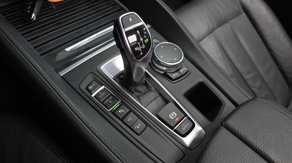 BMW X6 - Vista 9