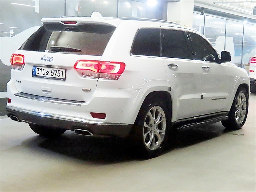 Jeep Cherokee - Vista 5