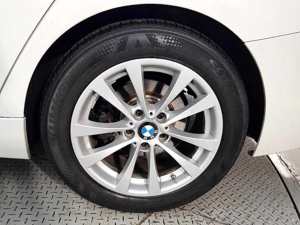 BMW 3 series 2018 Blanco - Importación desde Corea - HF Imports Iquique - Foto 20