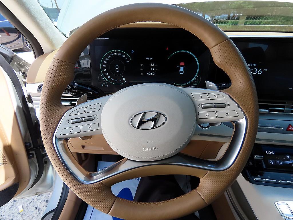 HYUNDAI Grandeur - Vista 8