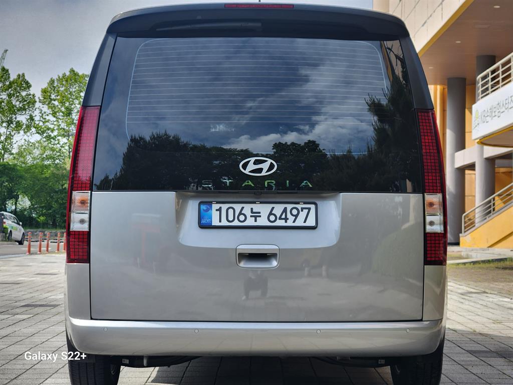 HYUNDAI Staria - Vista 4