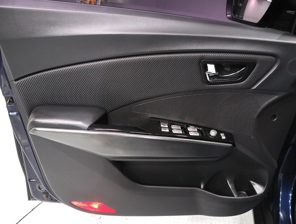 Ssangyong Tivoli - Vista 8