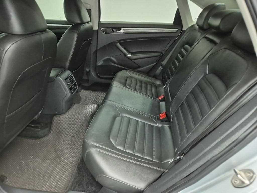 Volkswagen Passat - Vista 12