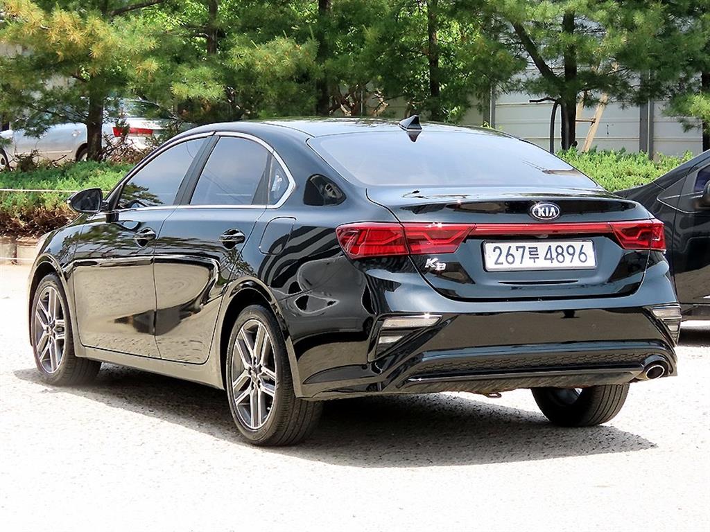 KIA K3 - Vista 3