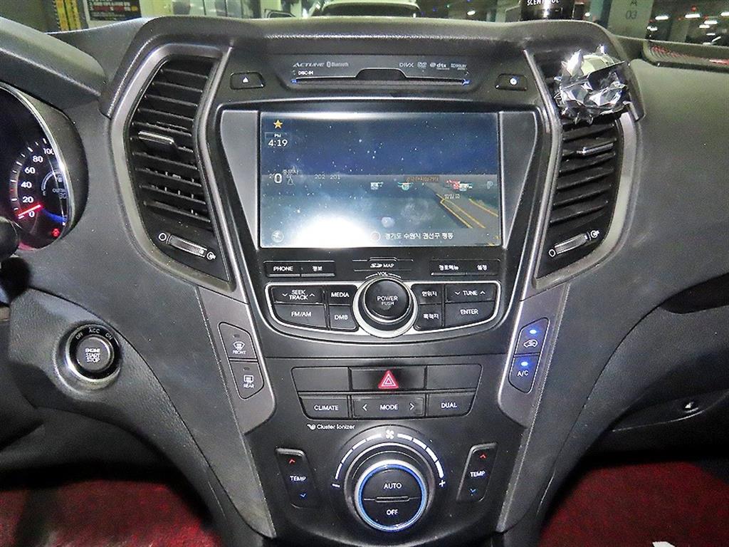 HYUNDAI Santa Fe - Vista 10
