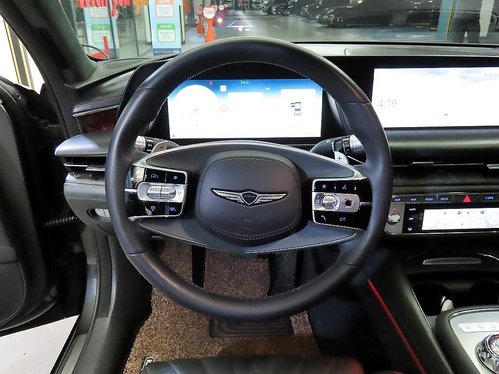 Genesis G90 - Vista 8