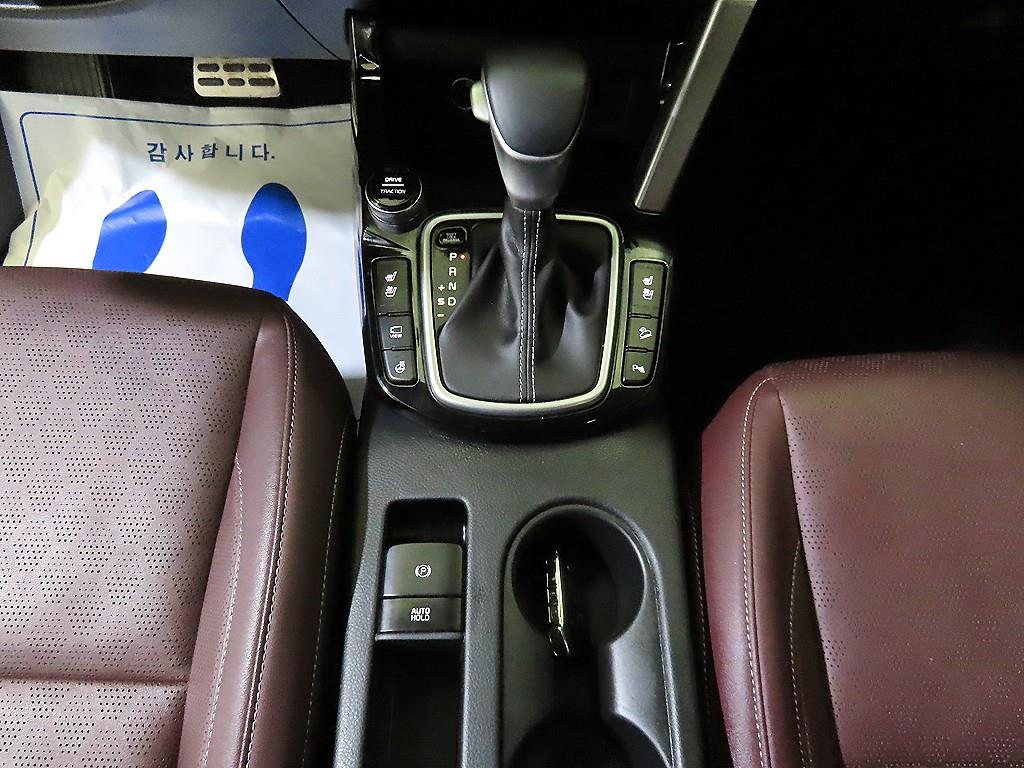 KIA Seltos - Vista 12